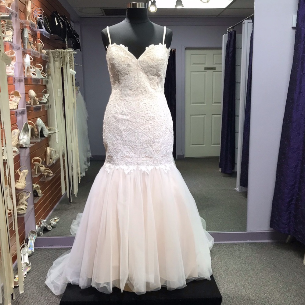 DaVinci - Style 50621 - Size 18 - Ivory